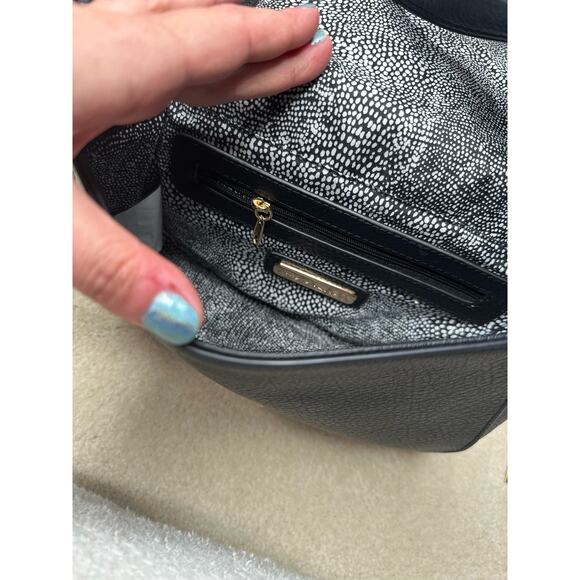 Steve Madden: Black Riveted Crossbody Bag - Picture 4 of 16